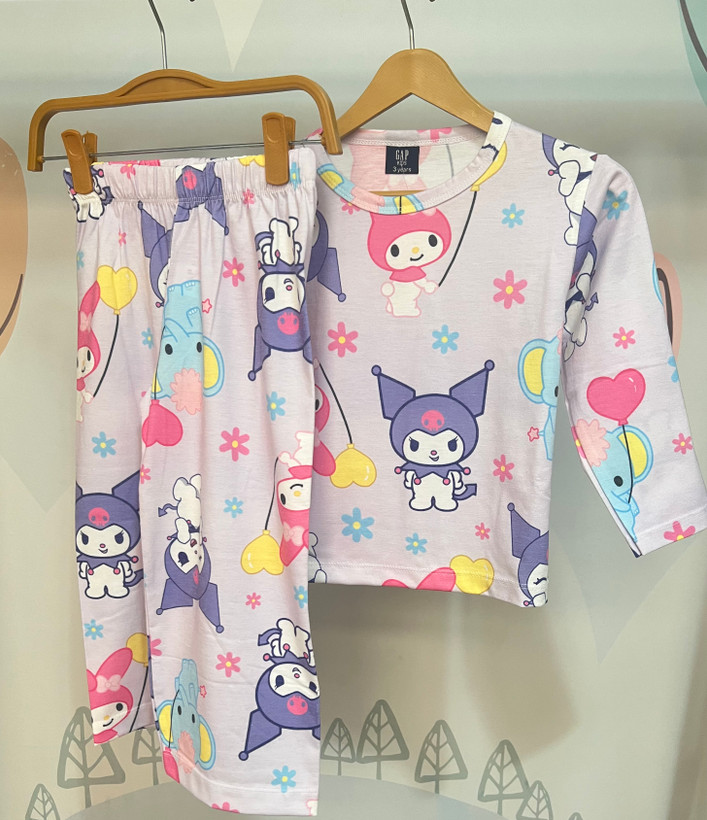 ست خونگی دخترونه