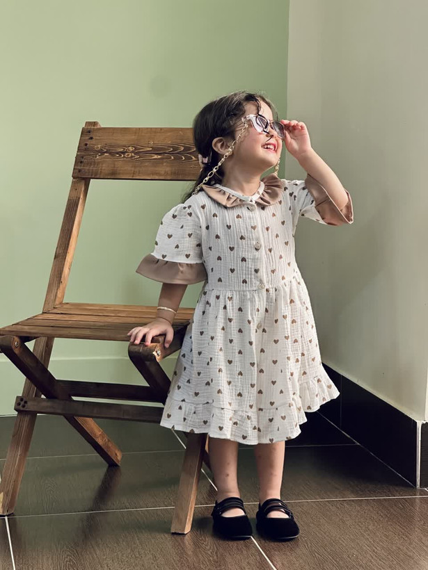 پیراهن بچگانه دخترانه قلبی جنس موسیلین